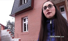 Sexy glasses gal fucking outdoors