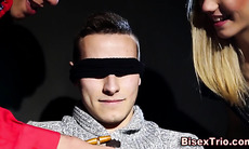 Blindfolded bi guy jizzed