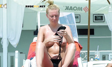 Pretty nudist teens enjoys her summer